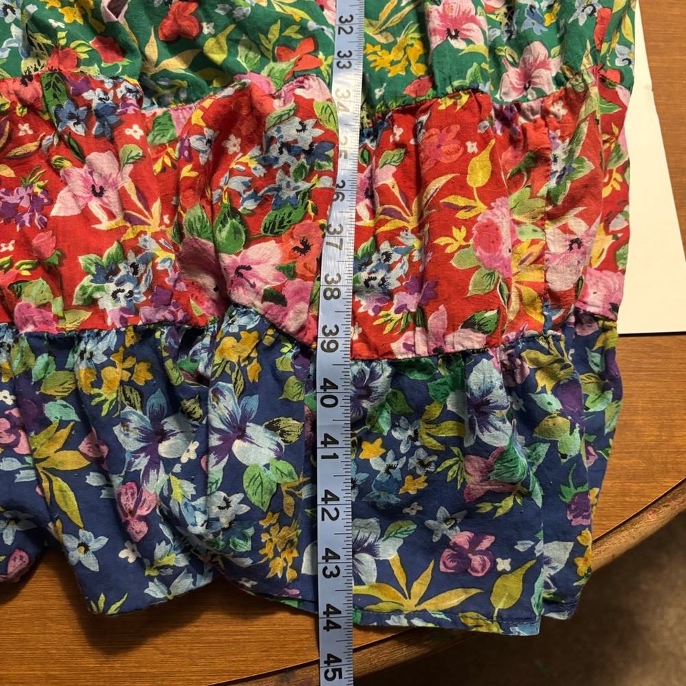 Colorful, tiered floral comfort wear dress. La Cera size medium - Picture 10 of 10
